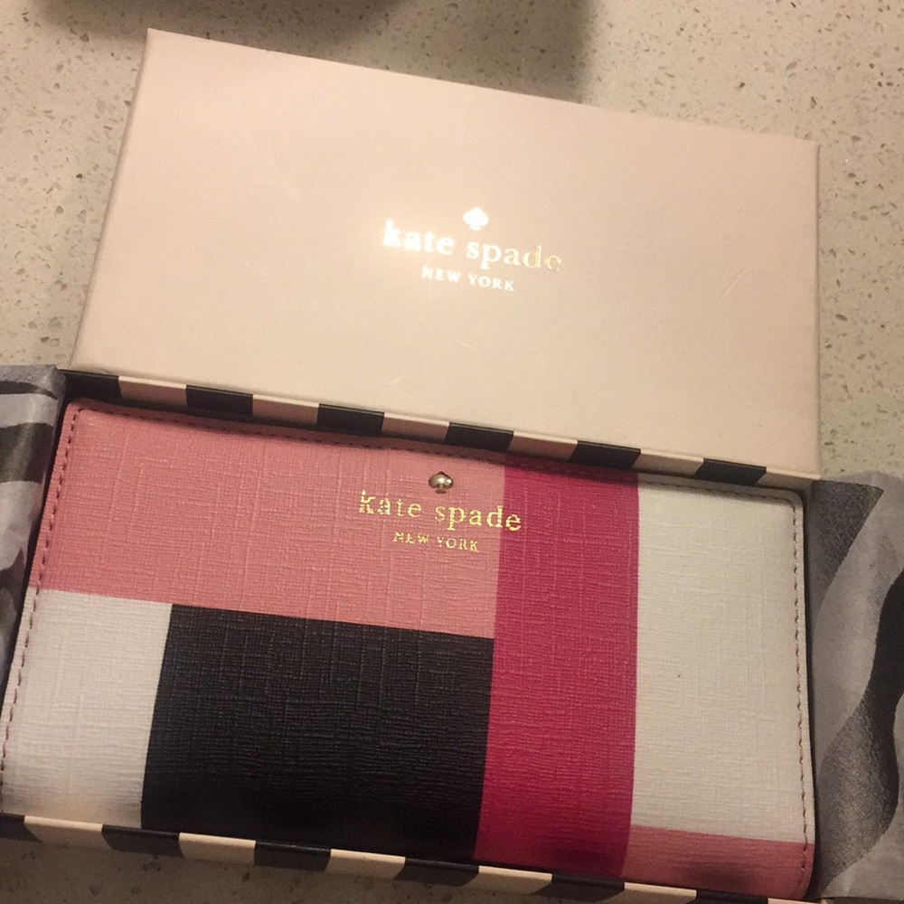Brand new Kate Spade leather wallet